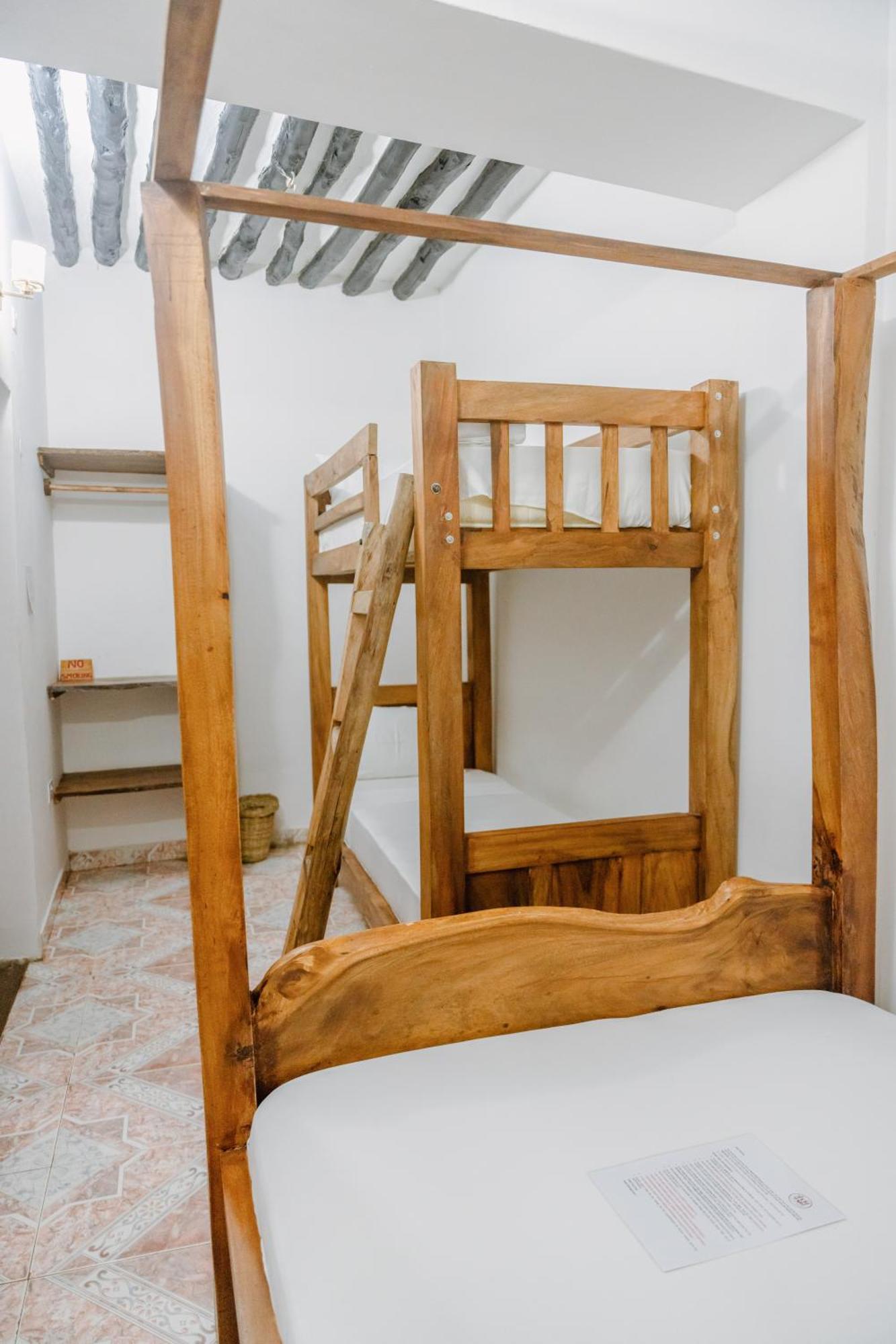 Shoki Shoki Guest House ザンジバルシティ エクステリア 写真