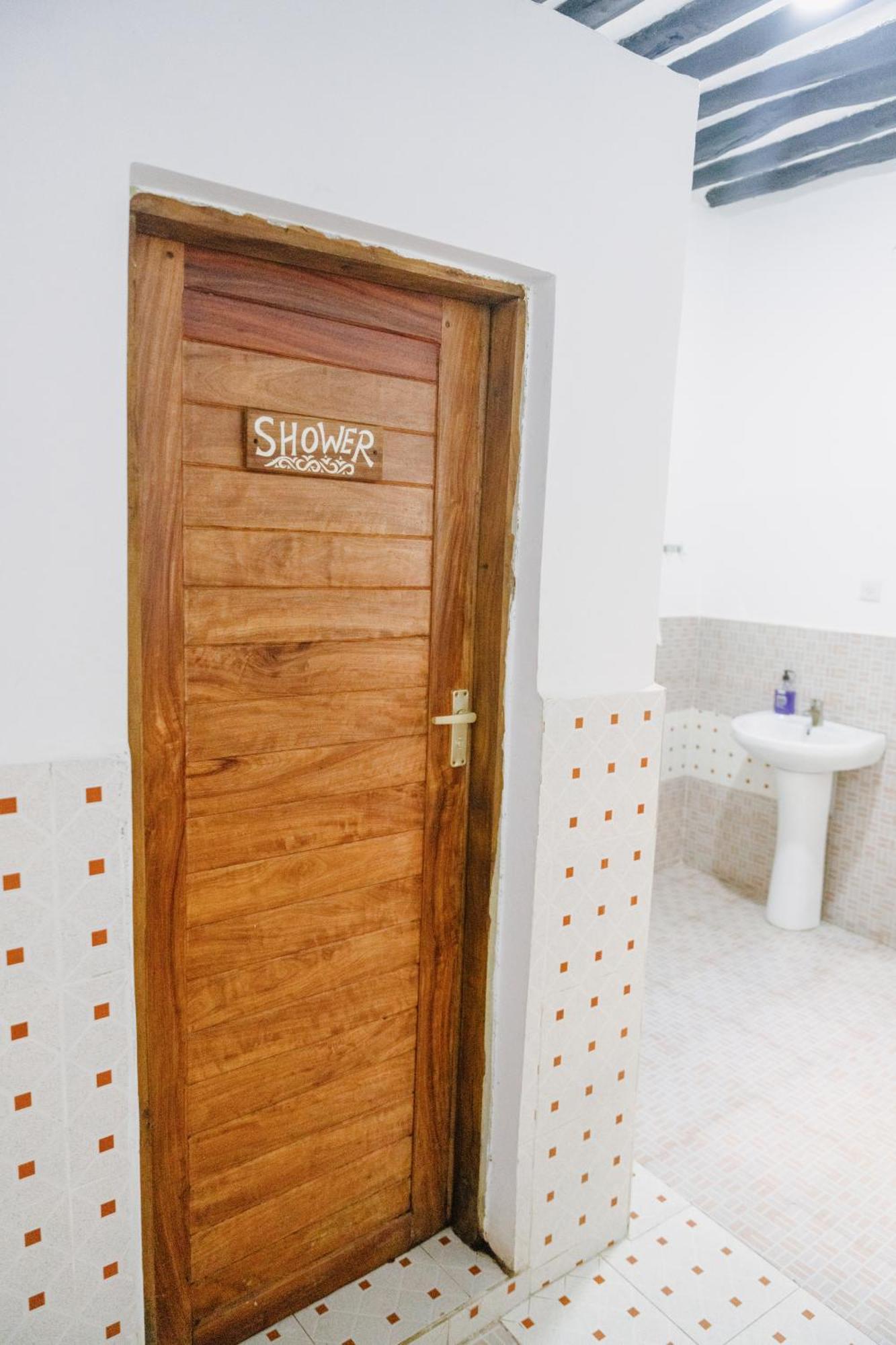 Shoki Shoki Guest House ザンジバルシティ エクステリア 写真